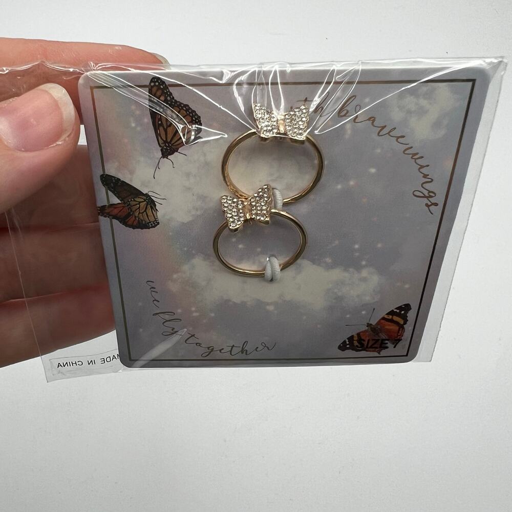 Francesca's NWT Gold Cubic Zirconiaā Butterfly Ring Set Size 7